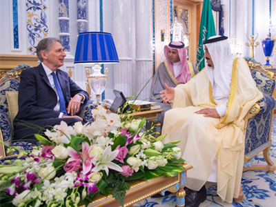 Custodian of the Two Holy Mosques Receives British Foreign Secretary